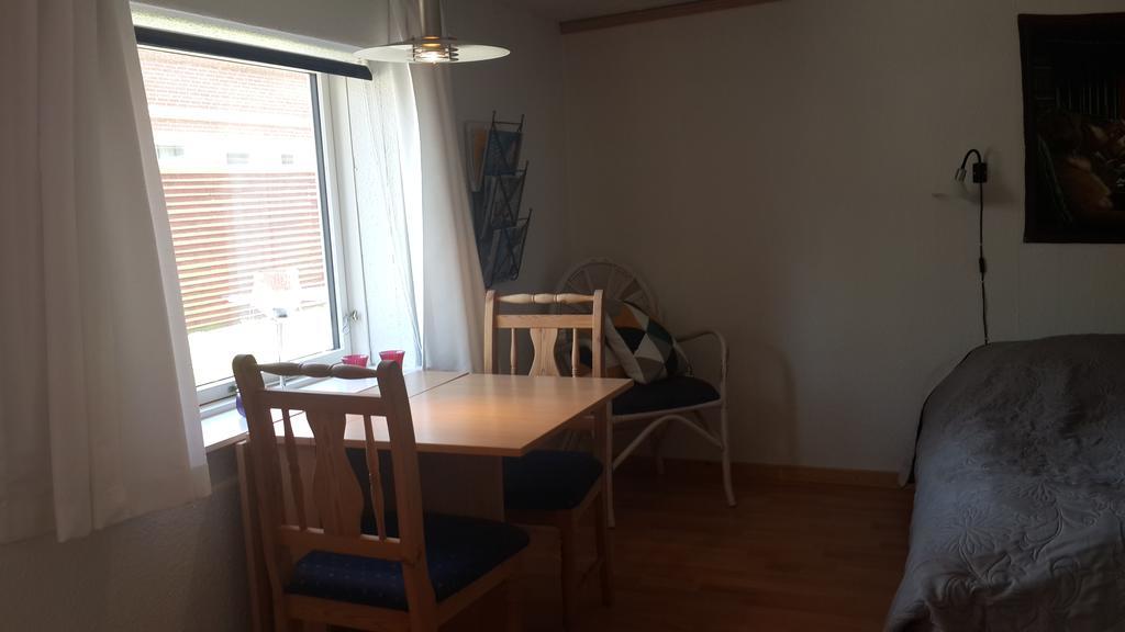 Room In Gedser Centrum Exterior foto